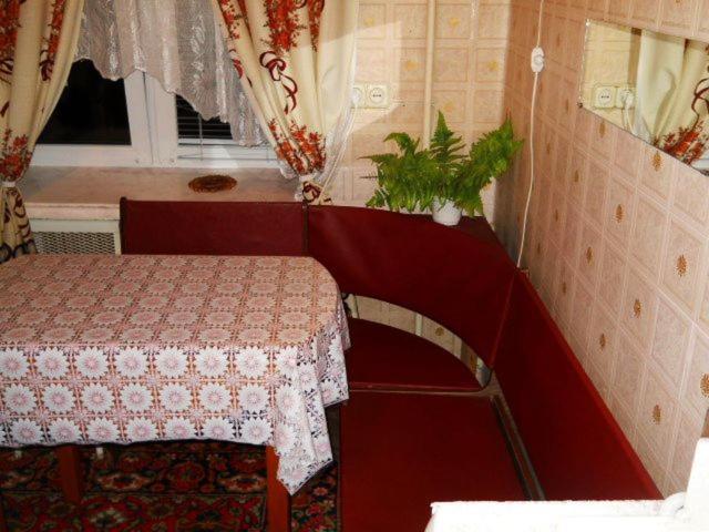 Квартира 2-Кімнатна Бюджетна Центр Парк-10Хв Wi-Fi Ternopil Esterno foto