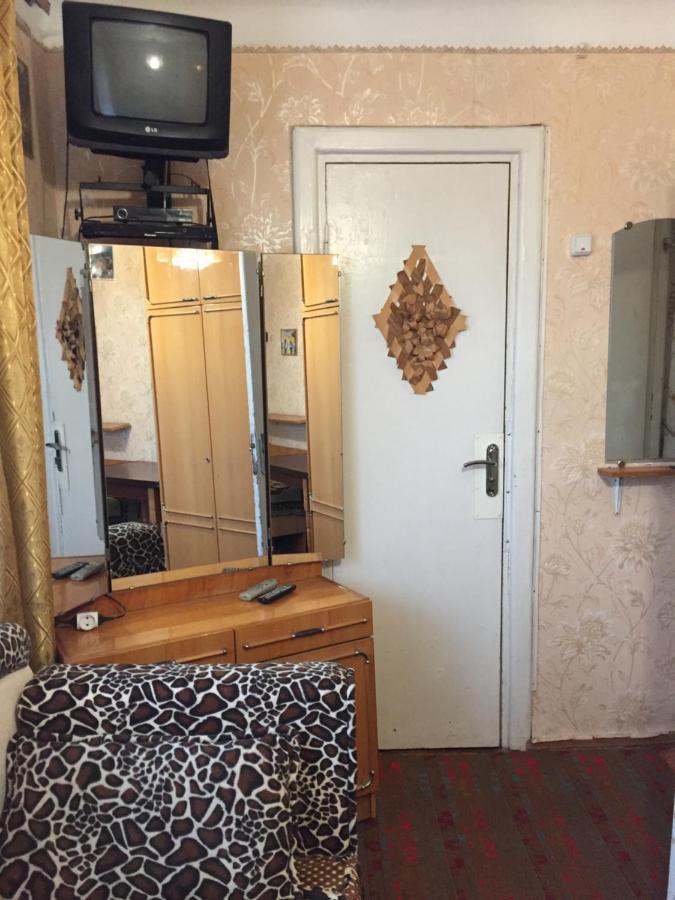 Квартира 2-Кімнатна Бюджетна Центр Парк-10Хв Wi-Fi Ternopil Esterno foto